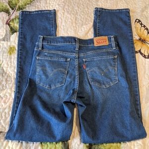 Levi's 314 Shaping Straight Jeans